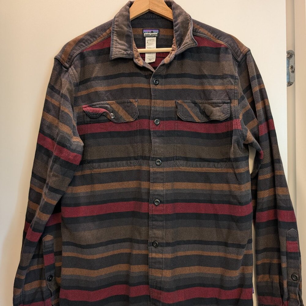 Patagonia Fjord Shirt, Medium, Black Stripe